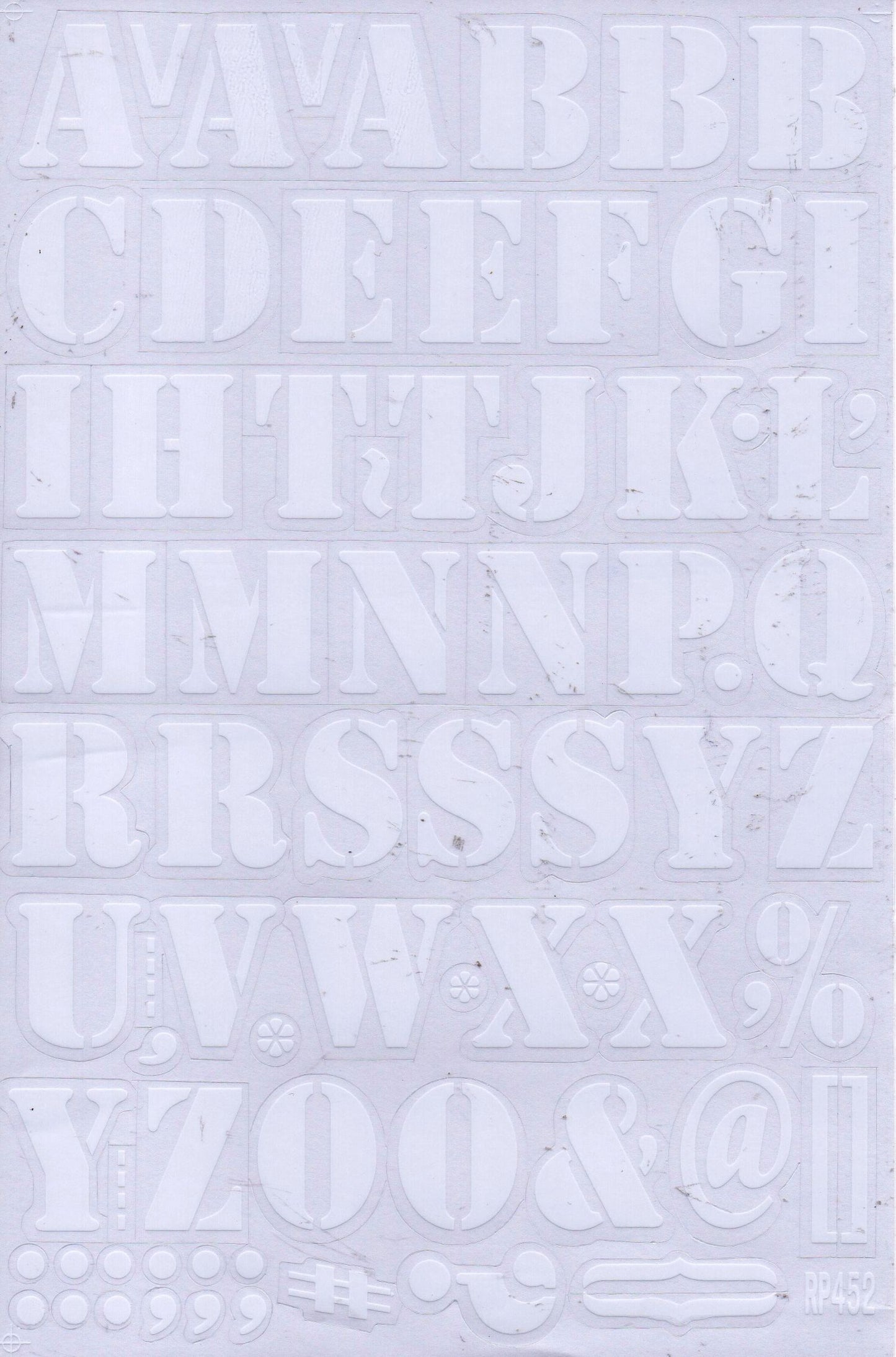 Lettres ABC blanc 28 mm haut autocollant pour dossiers de bureau enfants artisanat maternelle anniversaire 1 feuille 562
