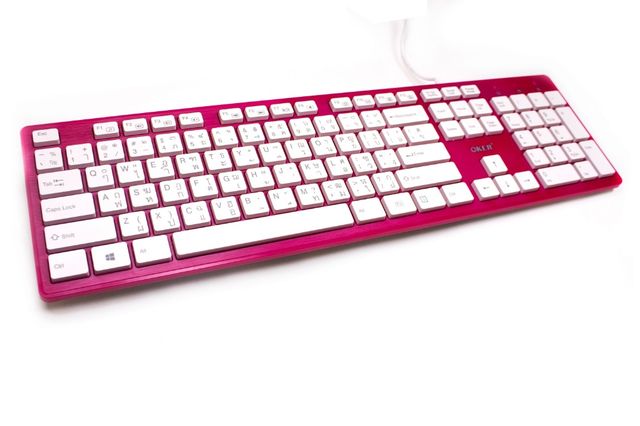 OKER KB518 : Élégant clavier USB QWERTY rose avec caractères thaïlandais