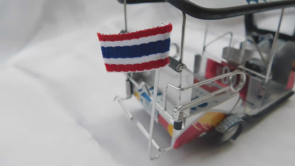 *** Bavaria Beer *** Réplique artisanale détaillée : Taxi TUK TUK de Thaïlande - 14x7x6 cm