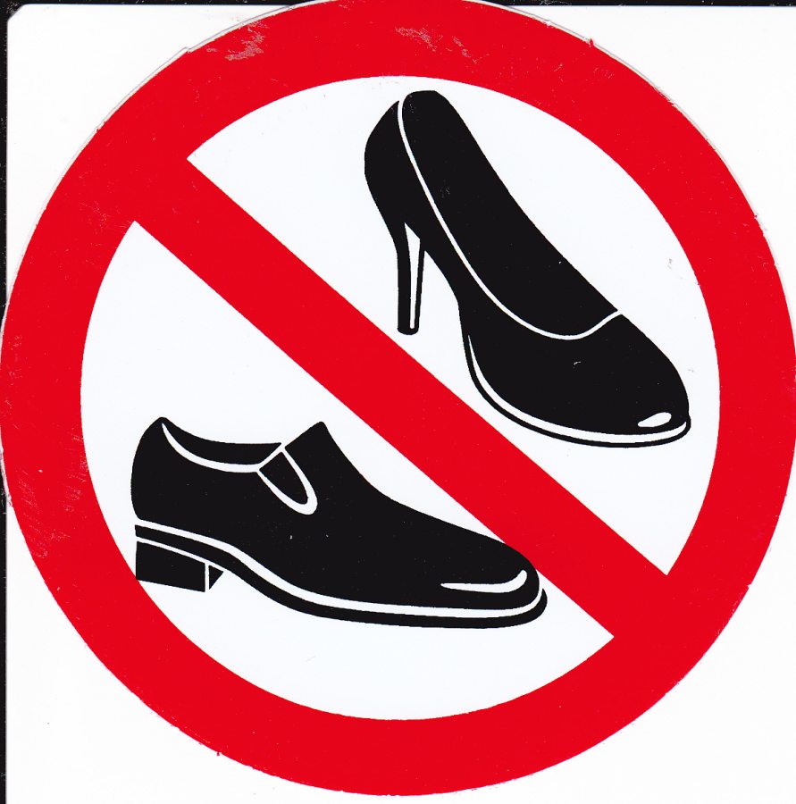 Verboten " Schuhe Damenschuhe Herrenschuhe " rund Aufkleber Sticker selbstklebend 407