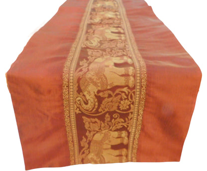 Chemin de table fait main avec bordure éléphant en soie thaïlandaise | 90–240 cm | Décoration de table élégante pour salon, mariage et fêtes