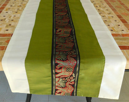 Chemin de table bicolore avec bordure éléphant Festival de Noël Anniversaire Fête de mariage Salon Cuisine Nappe en soie thaïlandaise Soie thaïlandaise