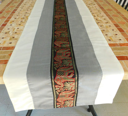 Chemin de table bicolore avec bordure éléphant Festival de Noël Anniversaire Fête de mariage Salon Cuisine Nappe en soie thaïlandaise Soie thaïlandaise